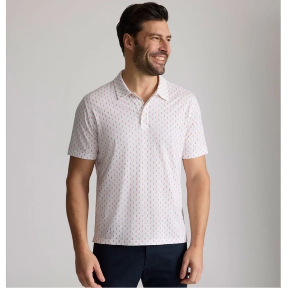 Like New UNTUCKit White Polo Shirt with Subtle Pattern